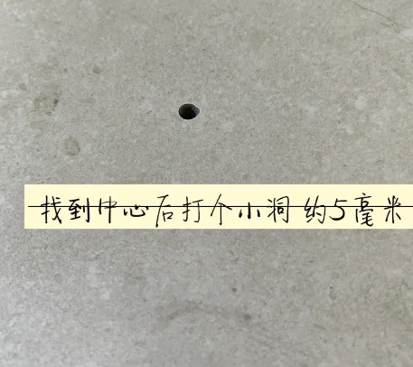 长春市瓷砖空鼓维修公司专业解答在瓷砖铺贴过程中，如果砂料搅拌不均匀，将会带来以下问题